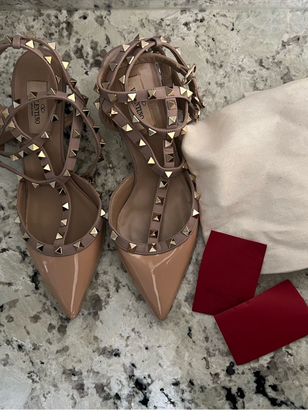 VALENTINO GARAVANI Nude Rockstud Patent Caged Heels Size 39